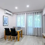 Apartament Thermi 1 *