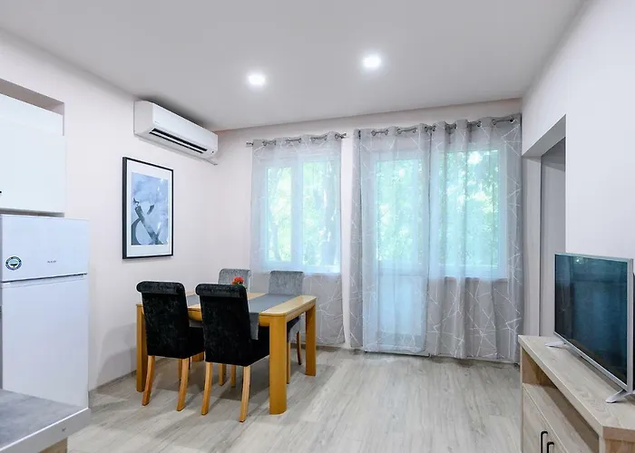 Apartment Thermi 1 *