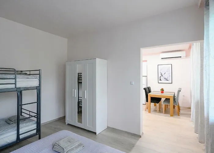 Apartment Thermi 1